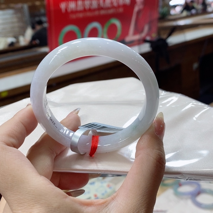 未镶嵌手镯翡翠翡翠