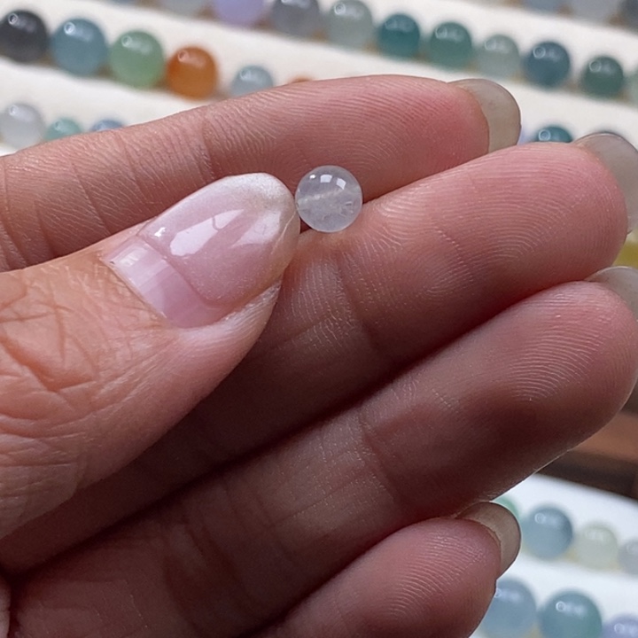 翡翠散珠5.7透孔天然翡翠A货散珠