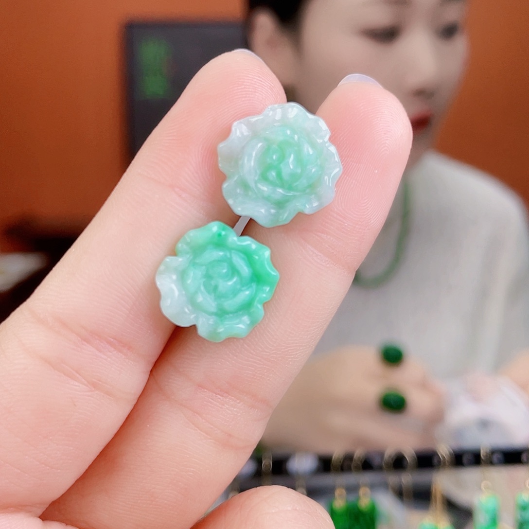 翡翠未镶嵌耳饰饰品