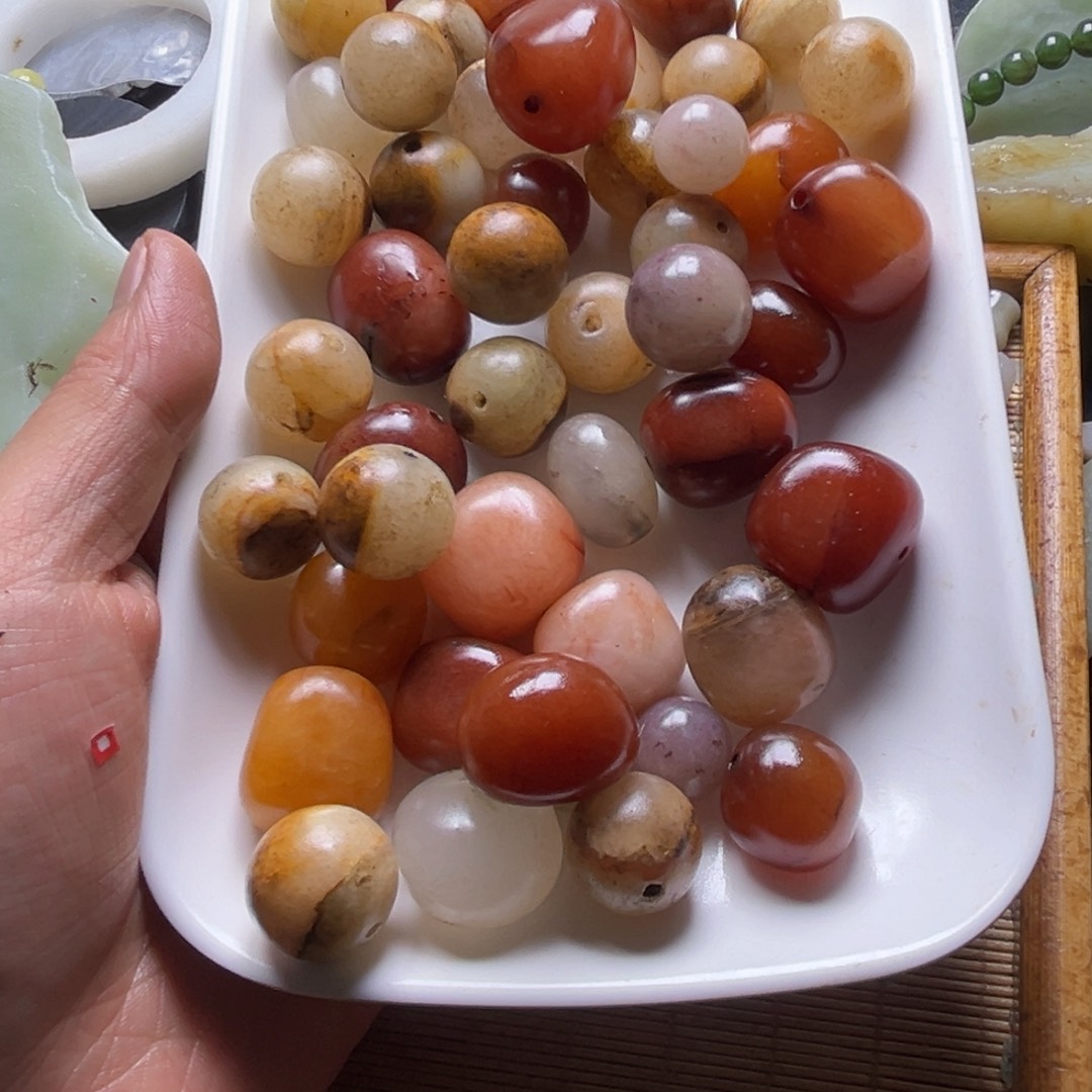 和田玉（糖玉）未镶嵌挂件