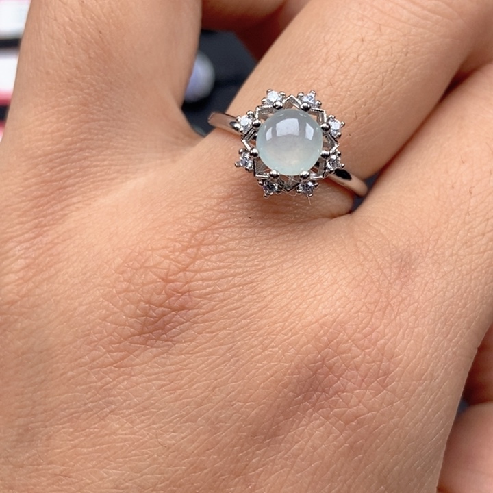 翡翠未镶嵌戒指戒指