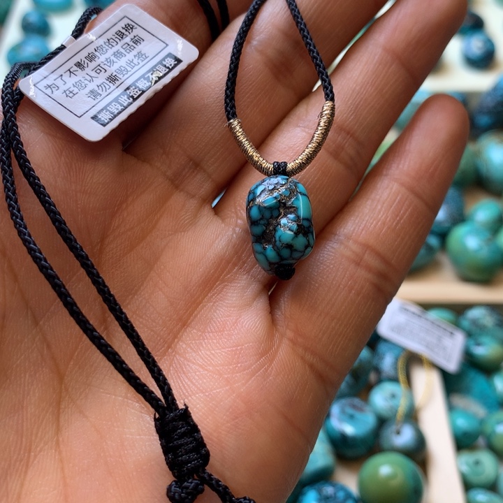 禅***缘绿松石未镶嵌珠宝奇石