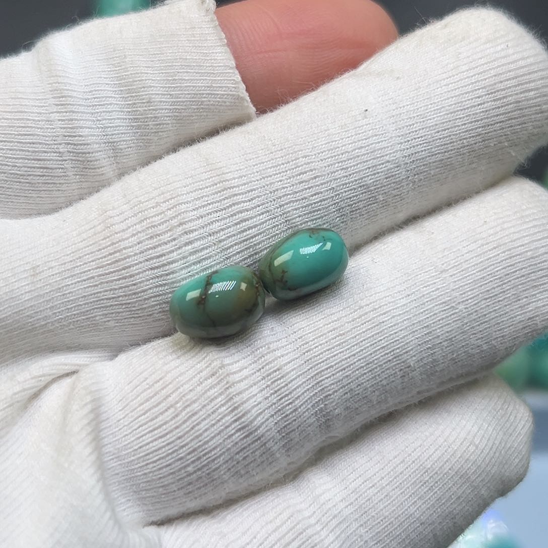 绿松石珠宝奇石未镶嵌幸****的