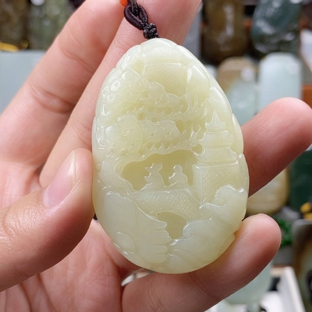 和田玉（黄玉）未镶嵌颈饰
