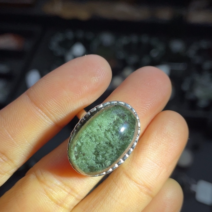 水晶戒指银S925镶嵌绿幽灵女戒