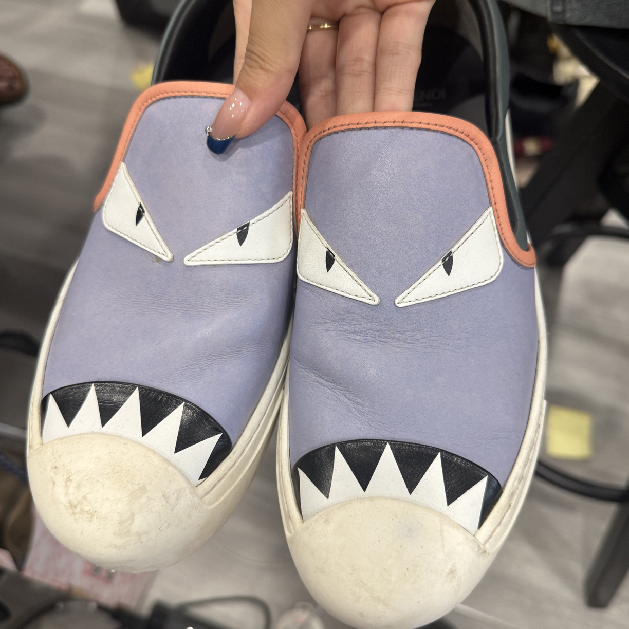 99新 Alexander McQueen/亚历山大·麦昆 芬迪鞋37.5 码时尚休闲