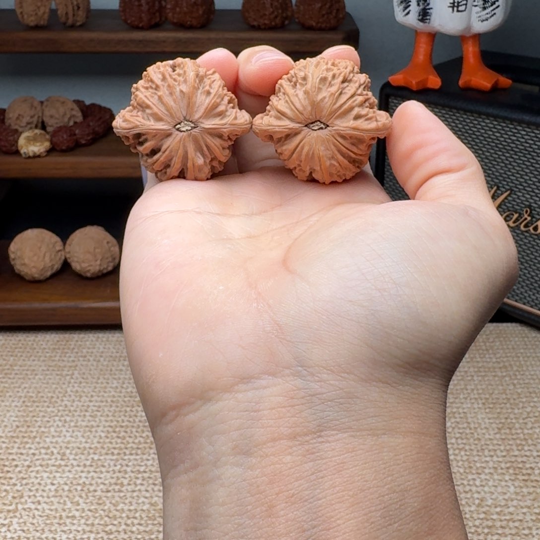 文玩核桃把件4205磨盘