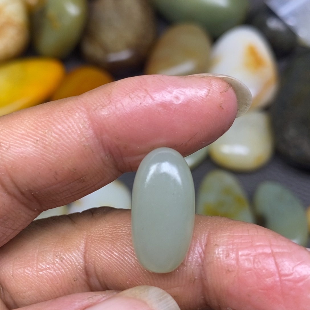 和田玉（糖玉）挂件未镶嵌