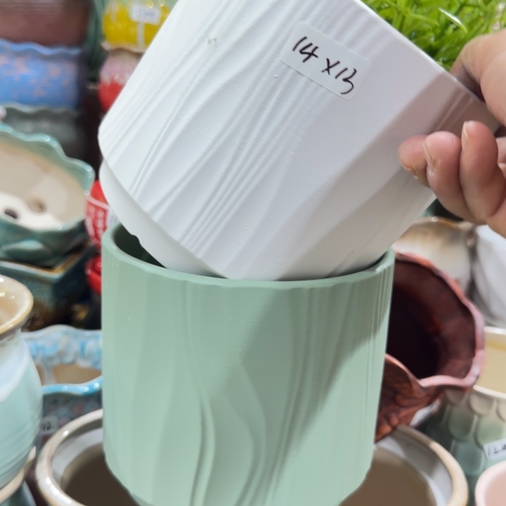 凑9块包邮，有孔，花盆