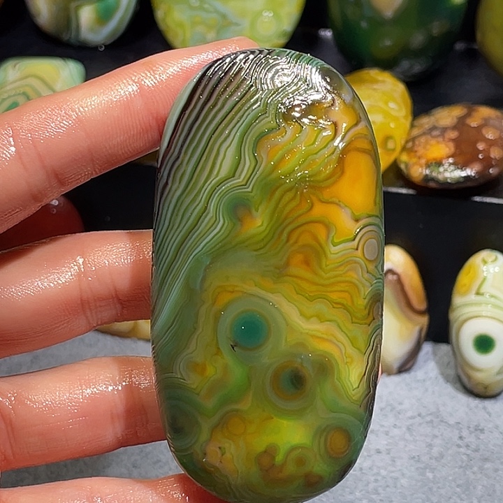 未镶嵌玛瑙/玉髓珠宝奇石