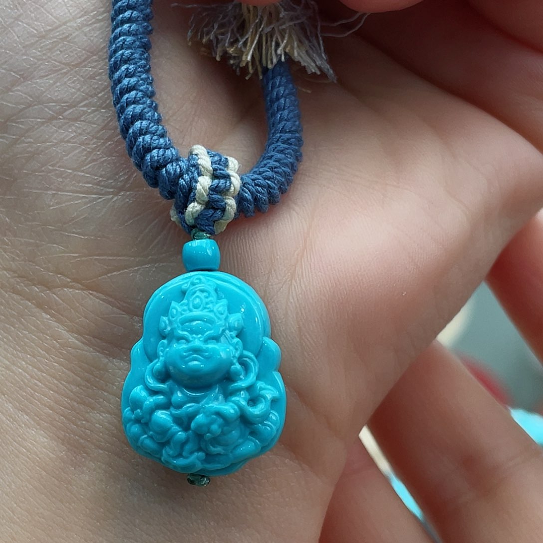 绿松石颈饰未镶嵌