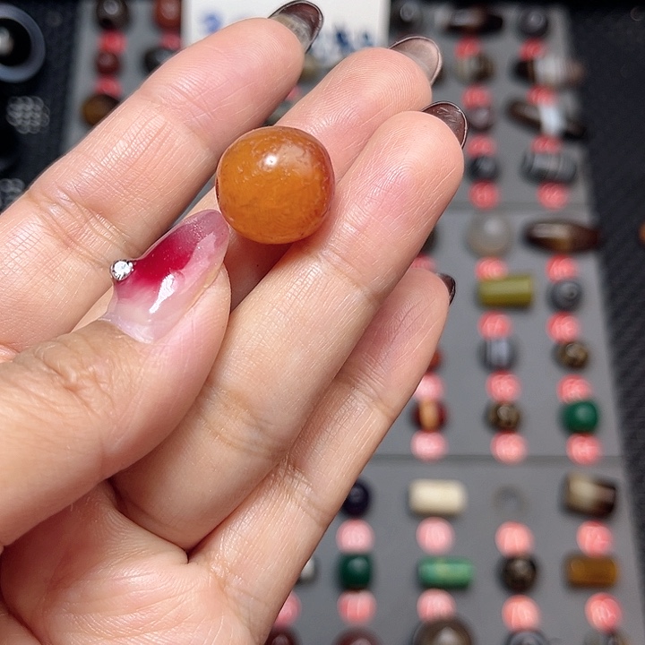 未镶嵌玛瑙/玉髓珠宝半成品宁**远