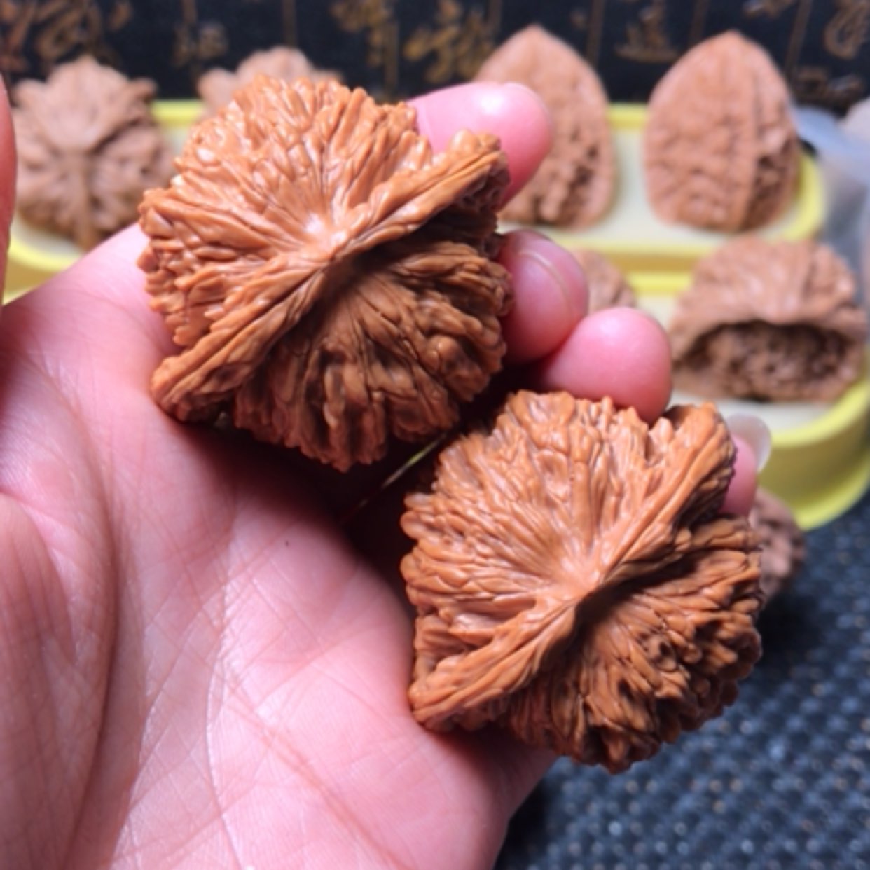 【闪购商品】摆件核桃四座楼狮子头45