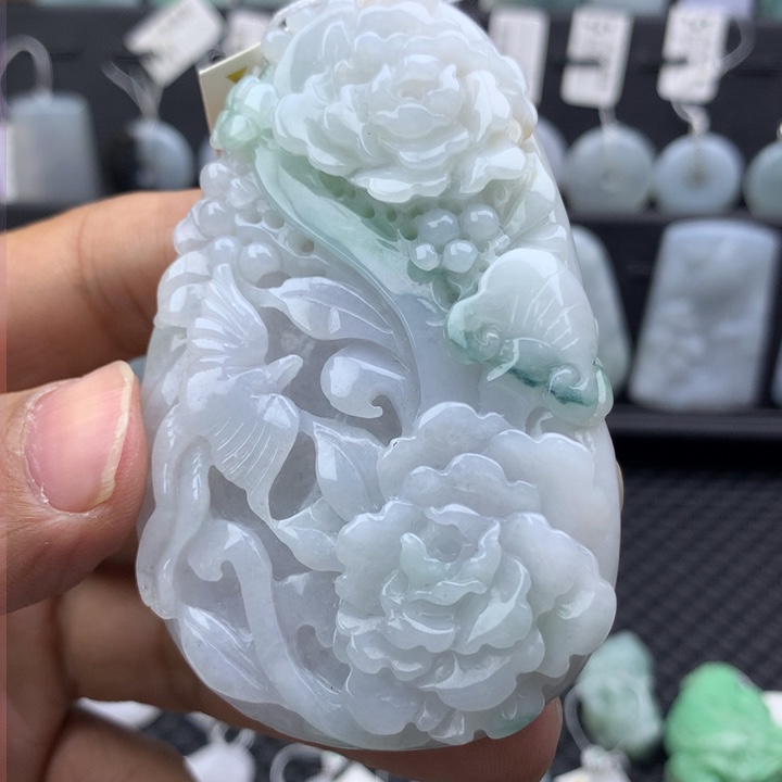 翡翠吊坠(不含链)未镶嵌