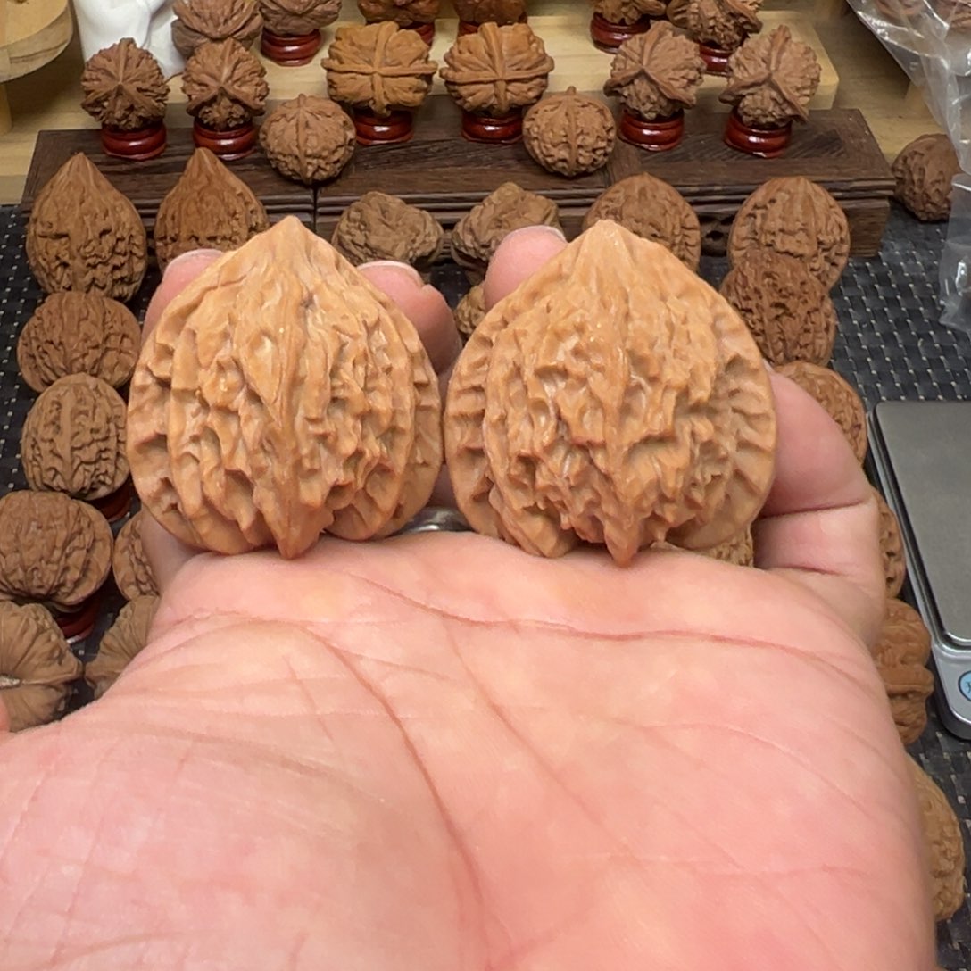 把件文玩核桃嘻***?全品老款灯笼狮子头43