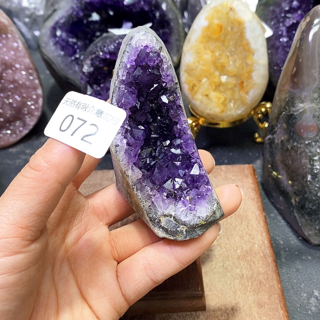 水晶大型摆件（非配饰）未镶嵌