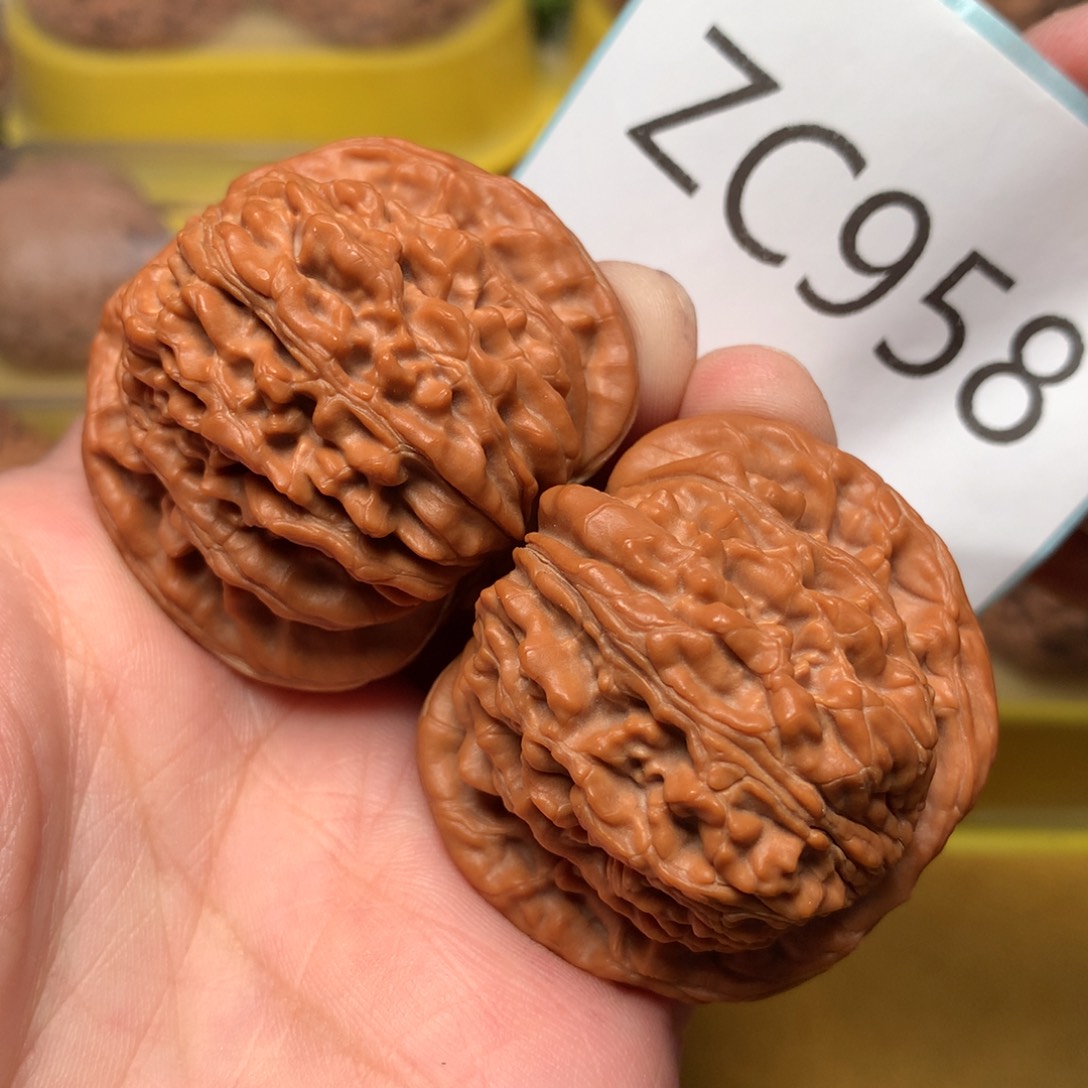 文玩核桃把件汉高楼43