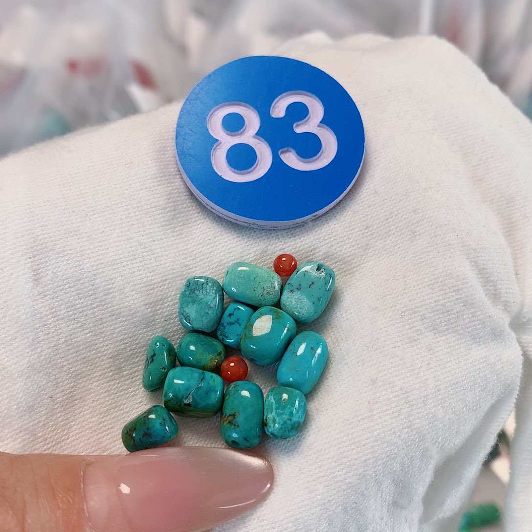 南红玛瑙未镶嵌珠宝奇石