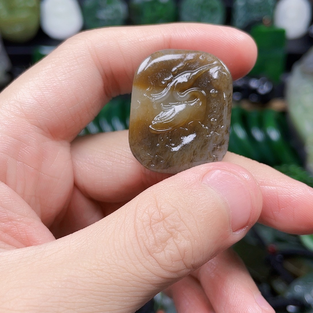 和田玉未镶嵌珠宝奇石