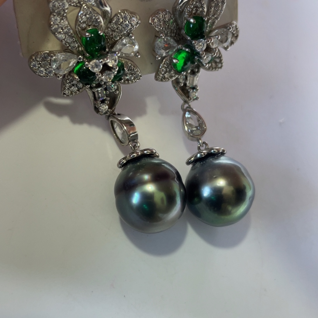 海水珍珠未镶嵌耳饰