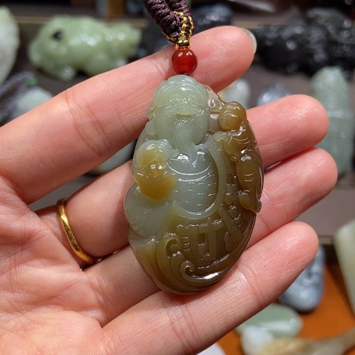 颈饰未镶嵌和田玉