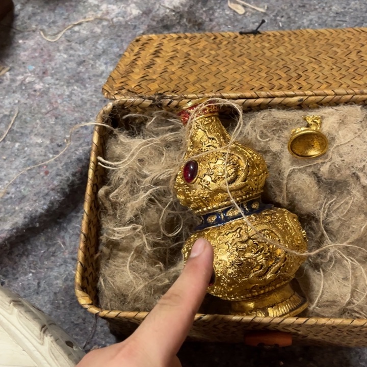 瓷片都是自己家的拍就完