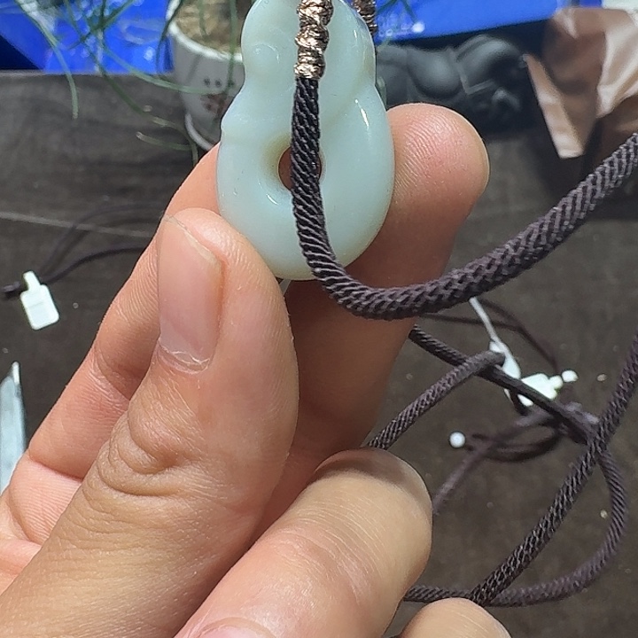 未镶嵌和田玉（糖玉）车挂
