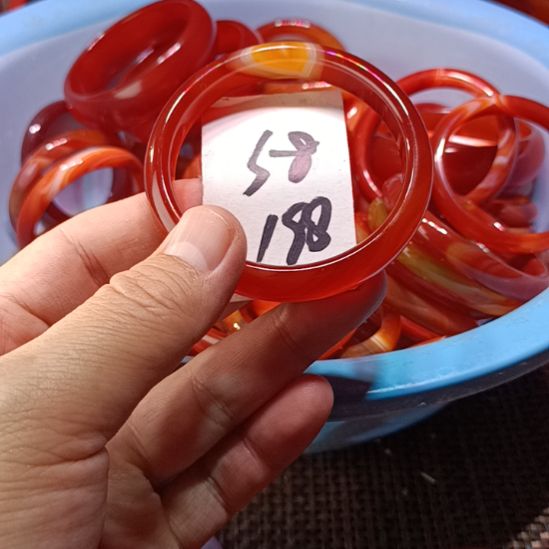 玛瑙/玉髓未镶嵌手镯