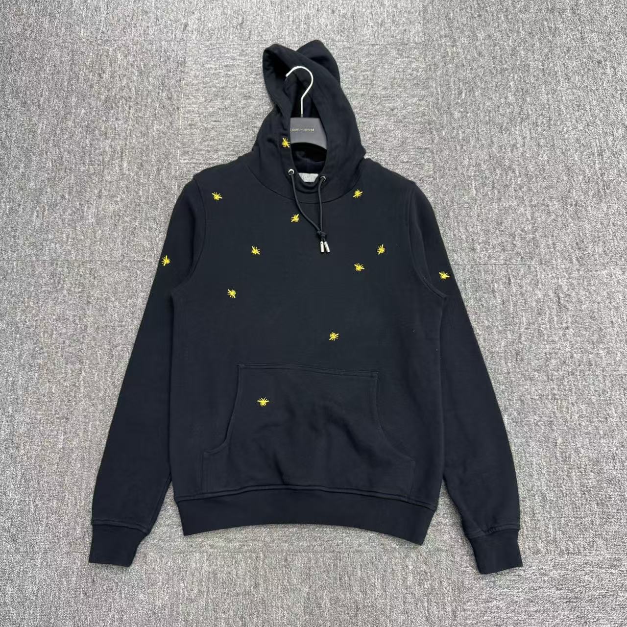 99新 DIOR/迪奥 刺绣蜜蜂连帽卫衣/M码/编码17963