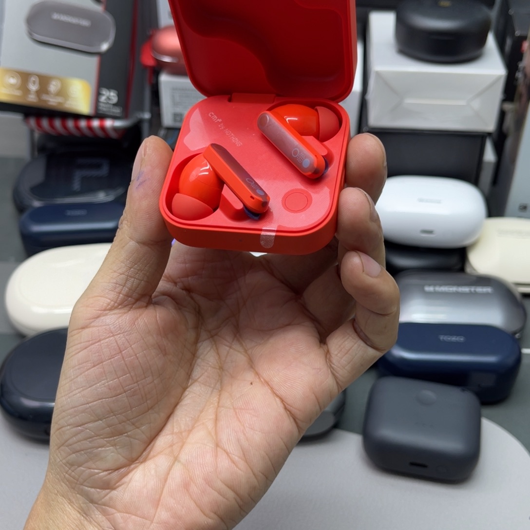 盐***贸CMF Buds Pro2 橙色