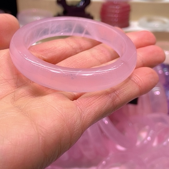 水晶手镯未镶嵌56圈口