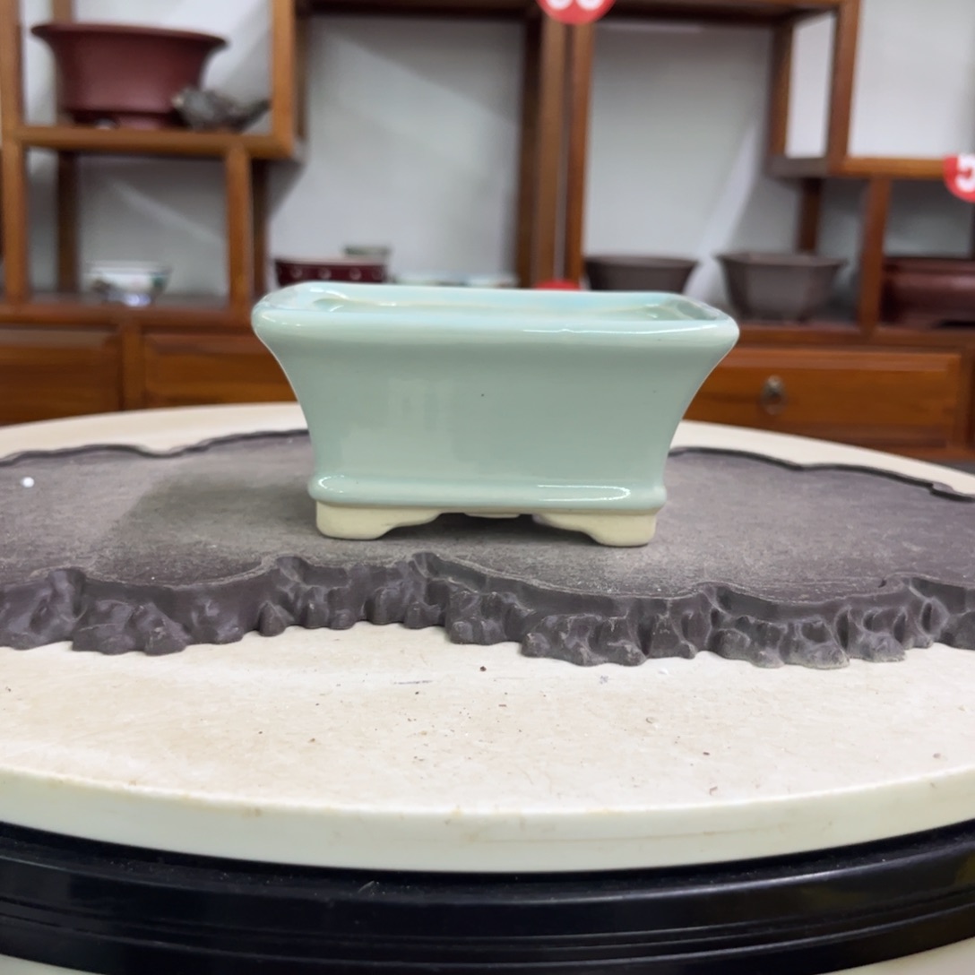 紫砂花盆瑕疵6-13-10。。