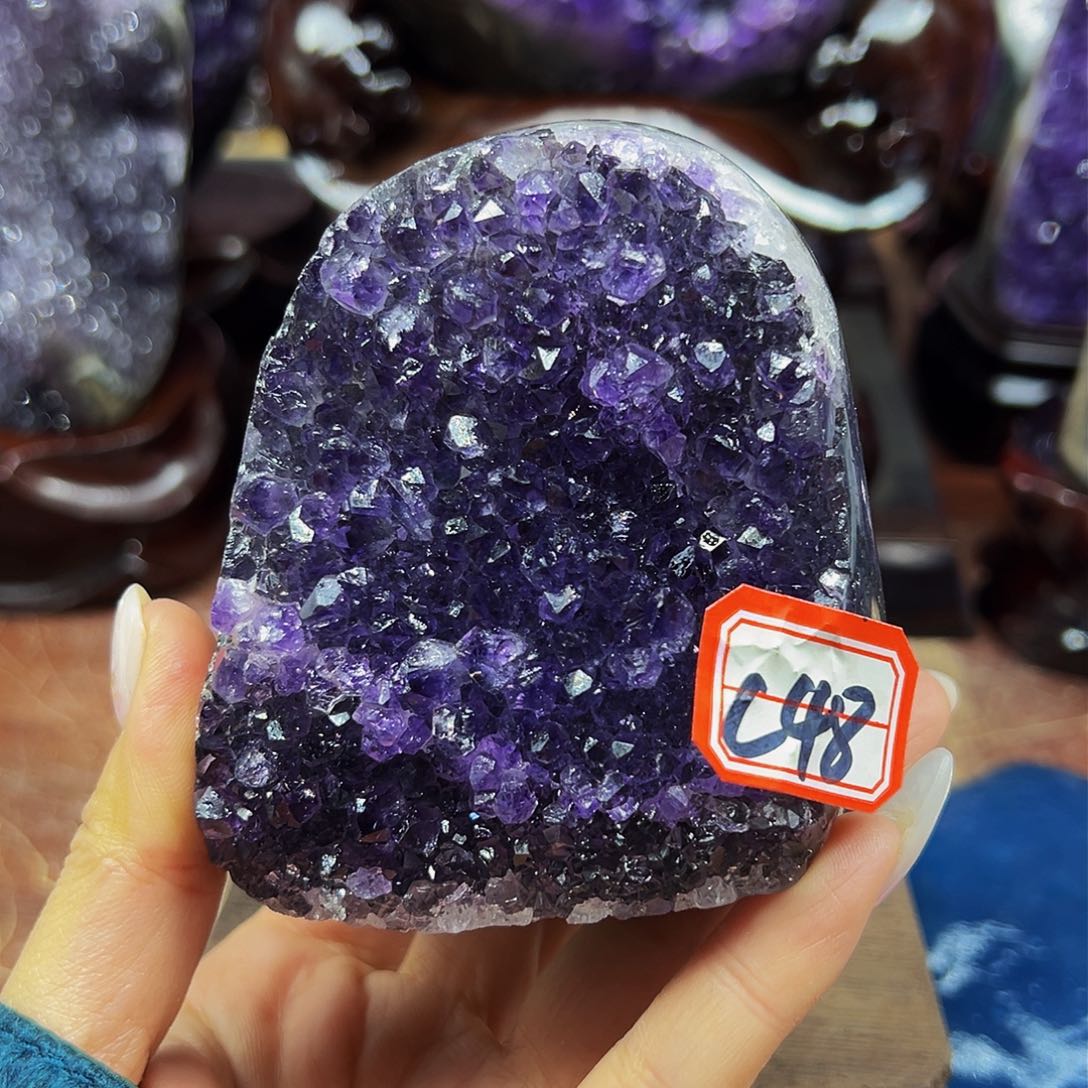 水晶大型摆件未镶嵌