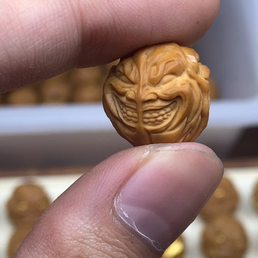 吊坠猴头核桃撕裂恶僧
