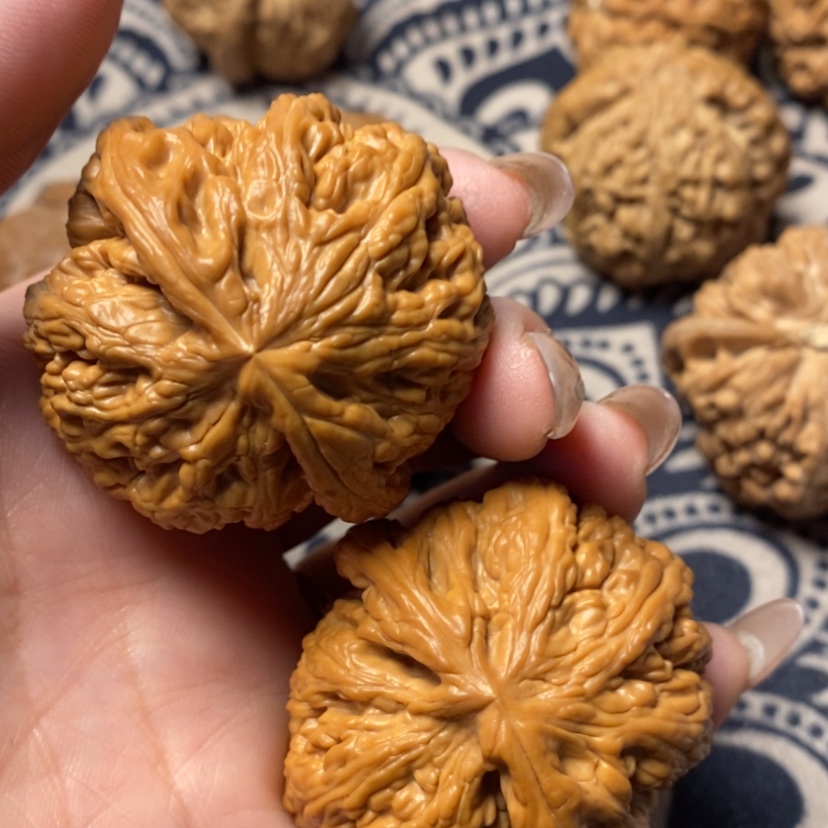 【闪购商品】文玩核桃吊坠陆*空粗筋花