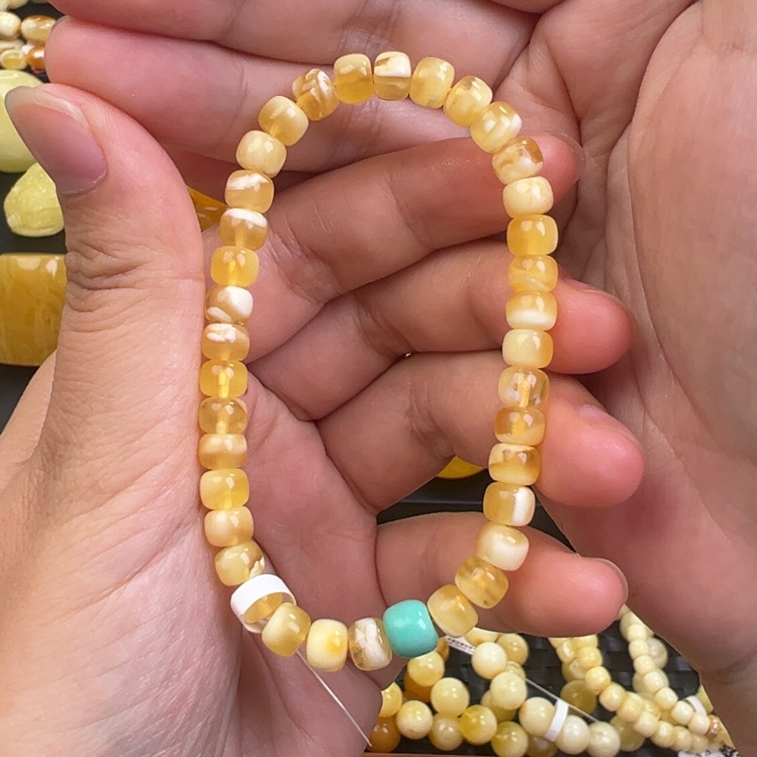 琥珀手链未镶嵌6+老型