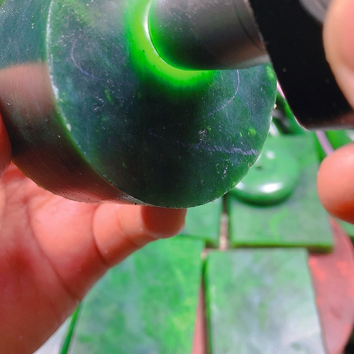 未镶嵌和田玉（碧玉）挂件