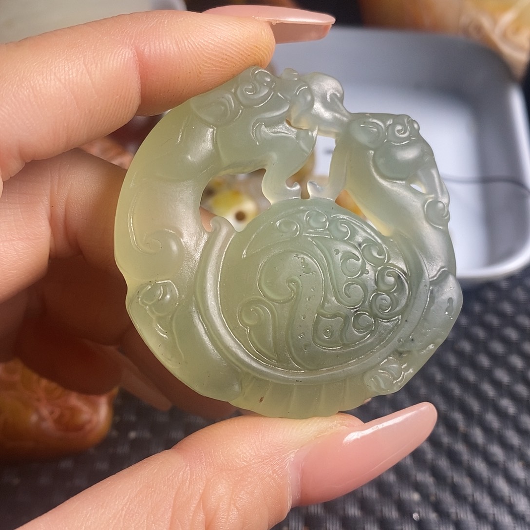 岫玉未镶嵌珠宝奇石