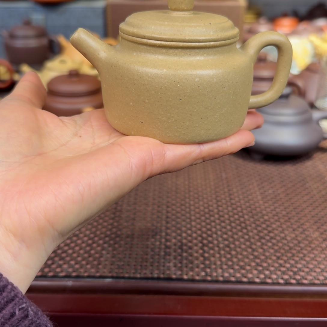本山绿泥茶壶梨皮150毫升左右