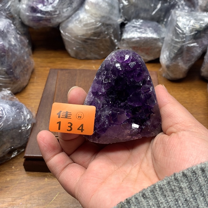 水晶大型摆件（非配饰）未镶嵌