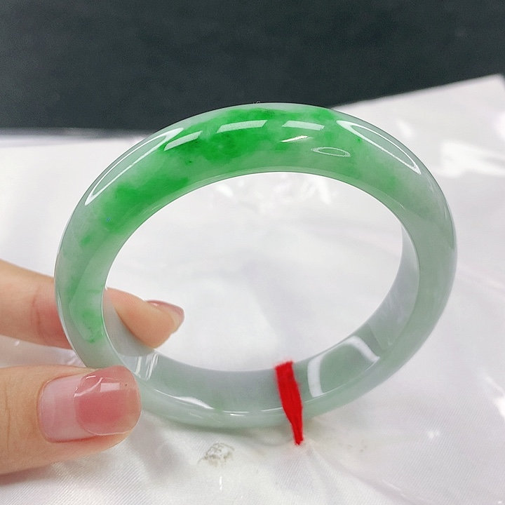 翡翠未镶嵌手镯圈53，85082