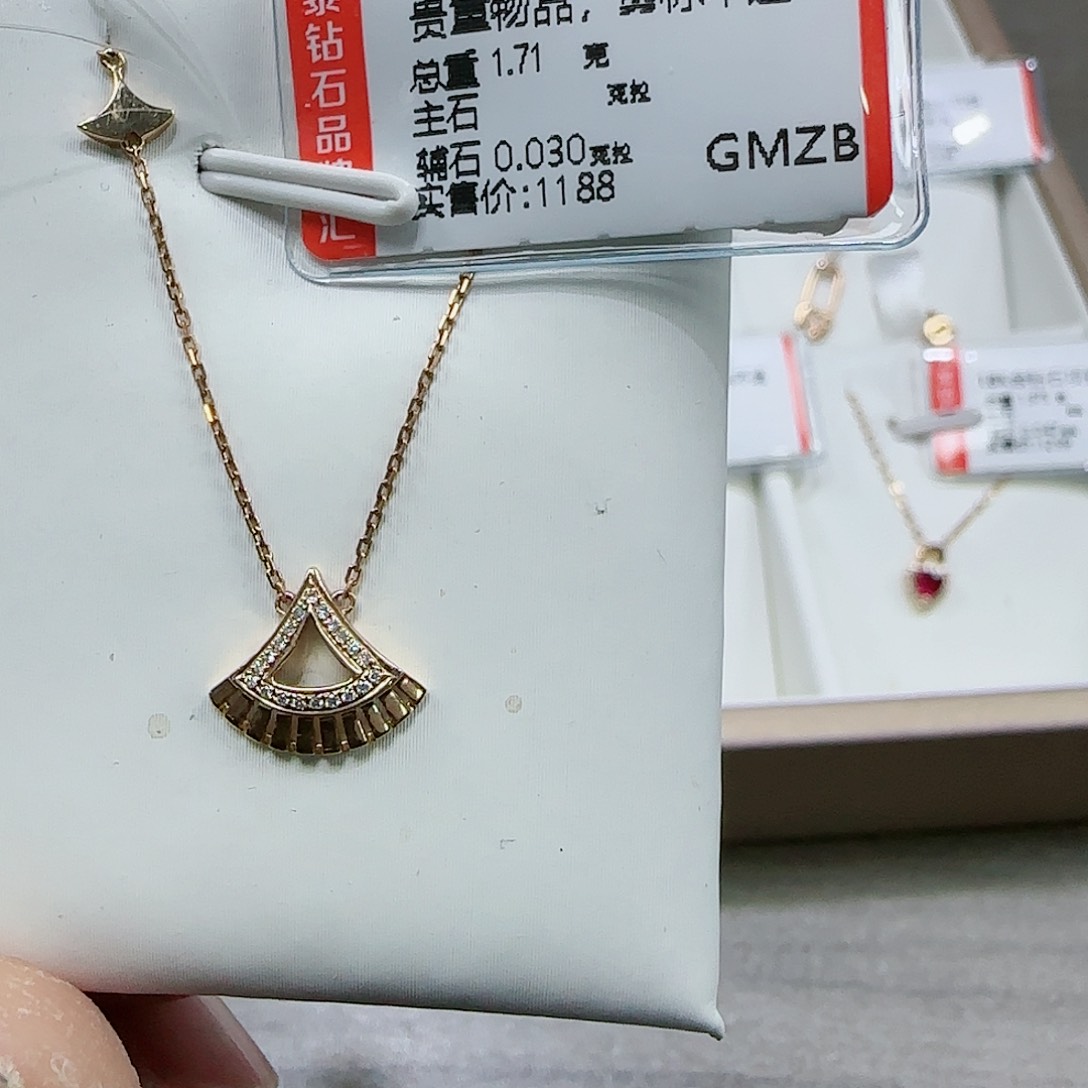 钻石颈饰18K金镶嵌天然