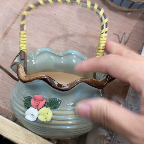 陶瓷小绿色花边篮子1221313313