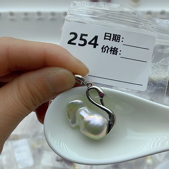 淡水珍珠颈饰未镶嵌