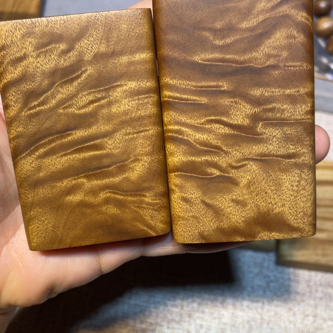 M***s楠木（金丝楠）其他无事牌