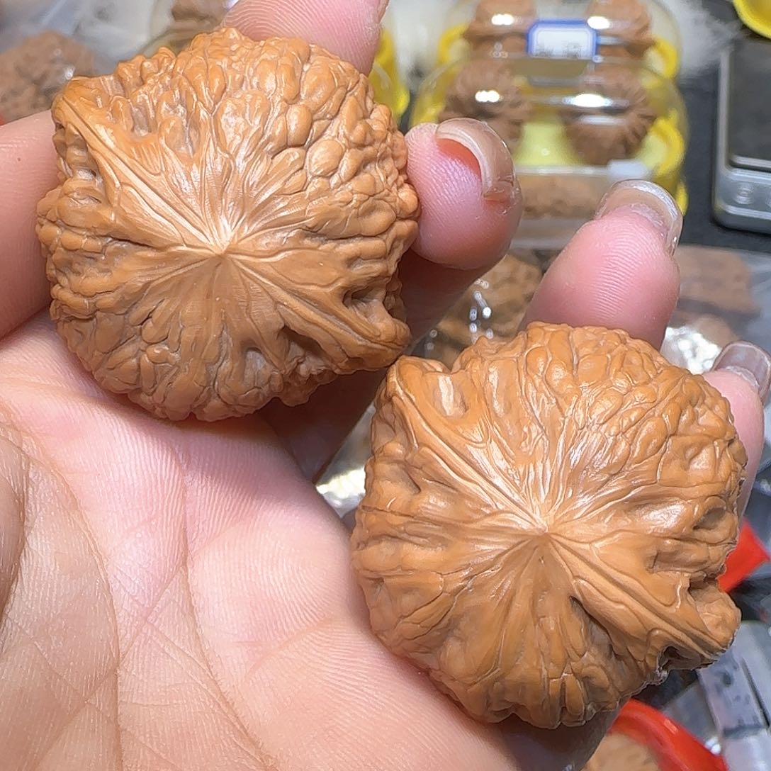 文玩核桃吊坠43铁锤妹妹