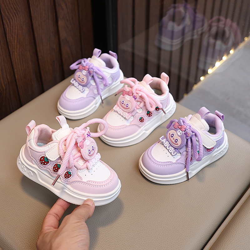 女童运动鞋秋季新款小白鞋板鞋软底防滑卡通轻便女孩子休闲鞋时尚