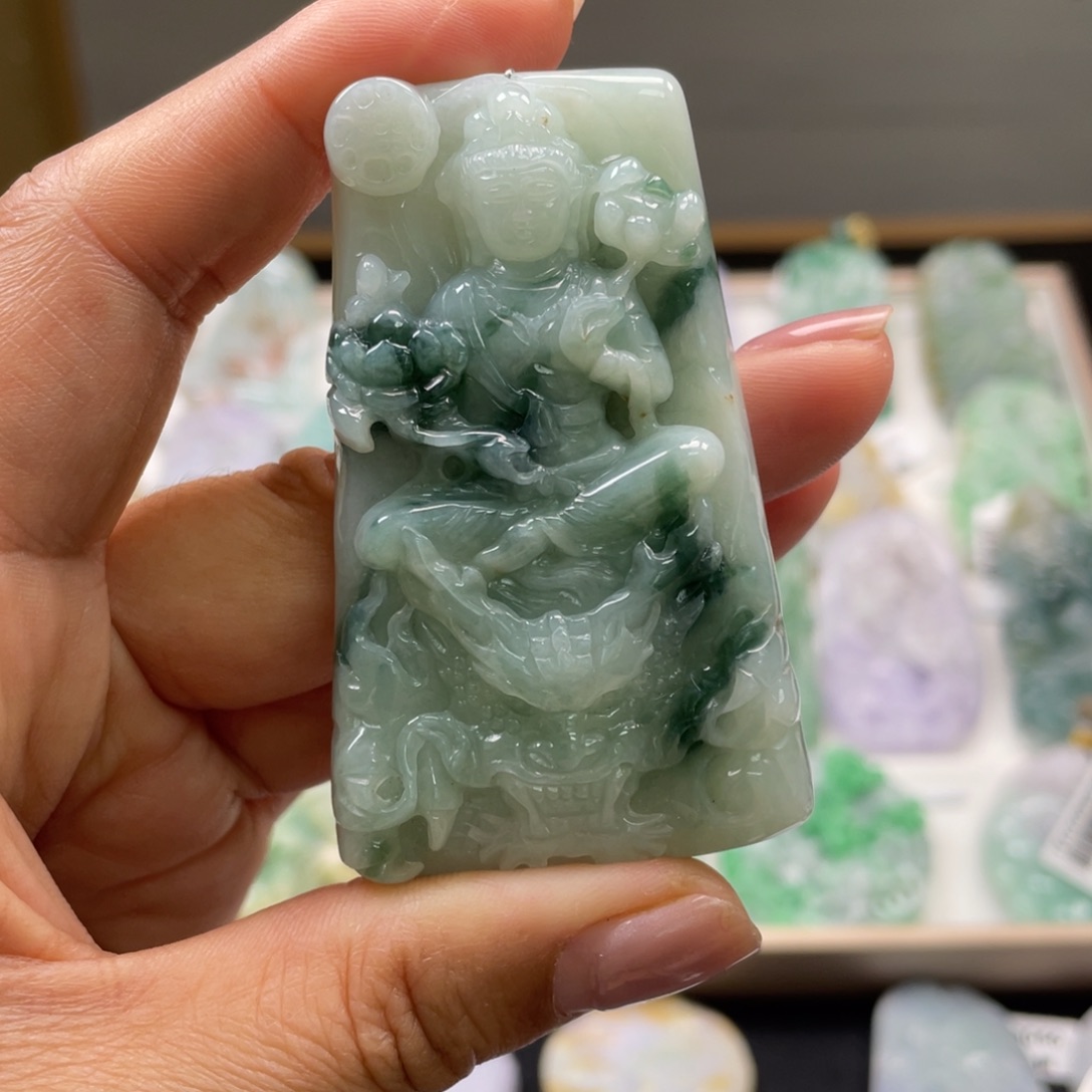 翡翠吊坠(不含链)未镶嵌