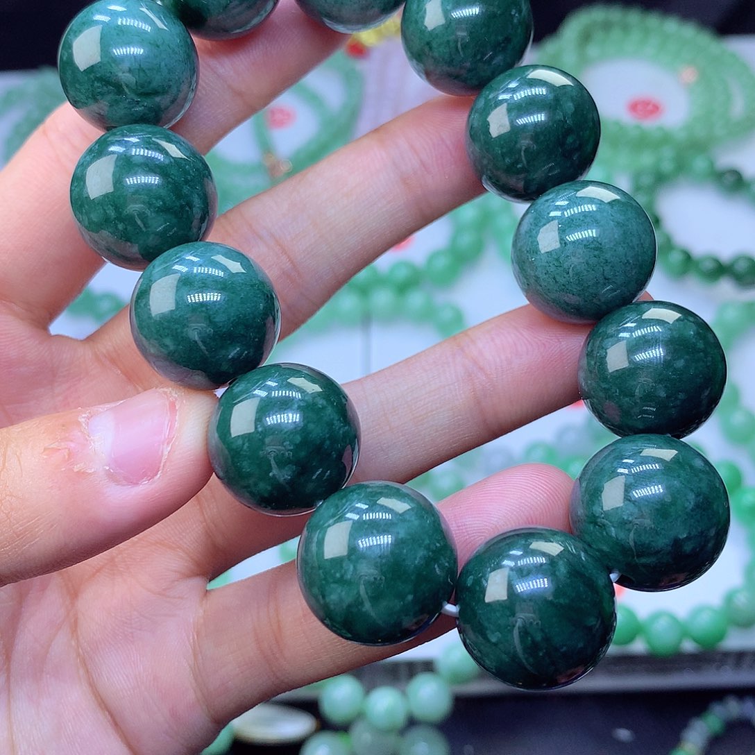 翡翠未镶嵌毛衣链