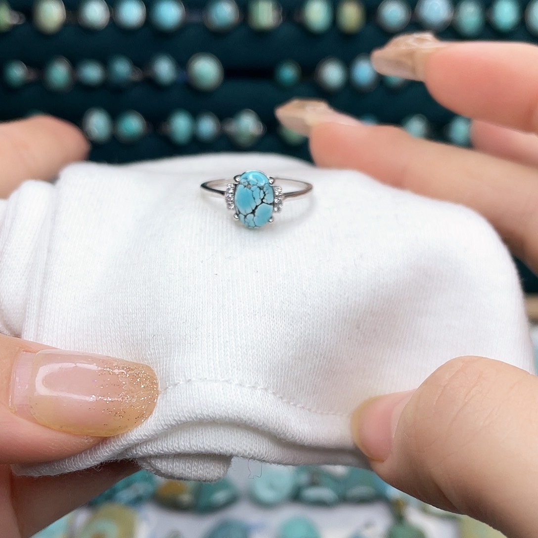 绿松石绿松石未镶嵌